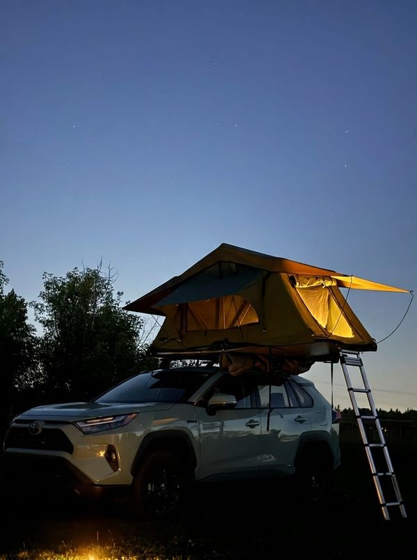 Rooftop Tent Camping vs. Ground Tents