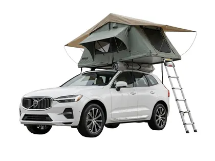 Volvo XC60 with Thule rooftop tent